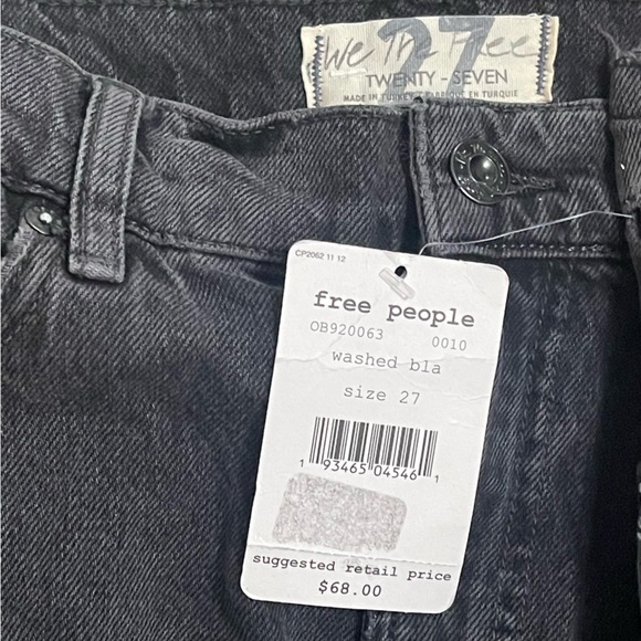 We The Free Black Denim Mini Skirt with Raw Hem 0B920063 NWT Size 27 - Picture 8 of 10